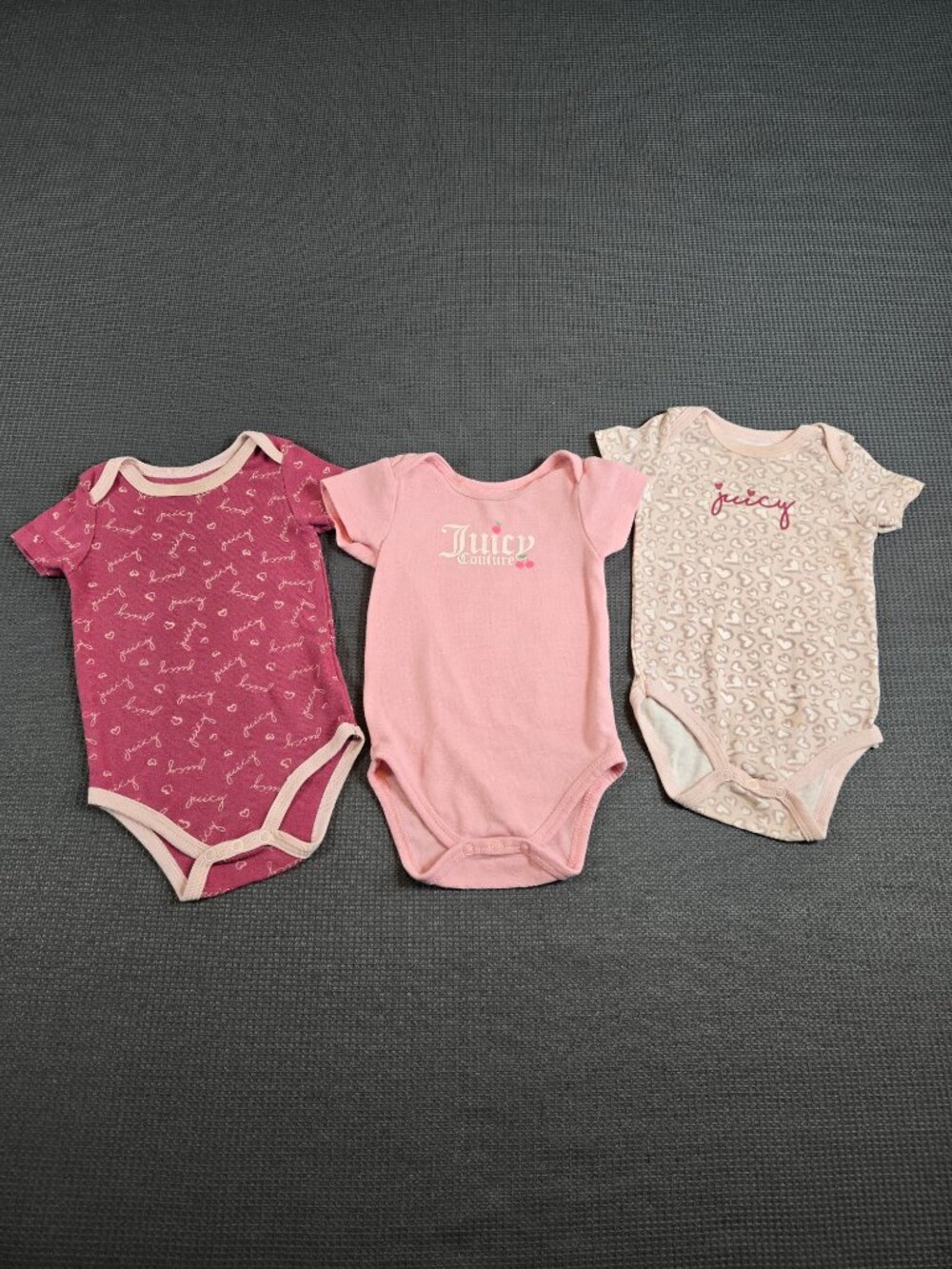 Juicy Couture Baby Girl Bodysuit Set 3pc 6/9M Pink Cream Juicy